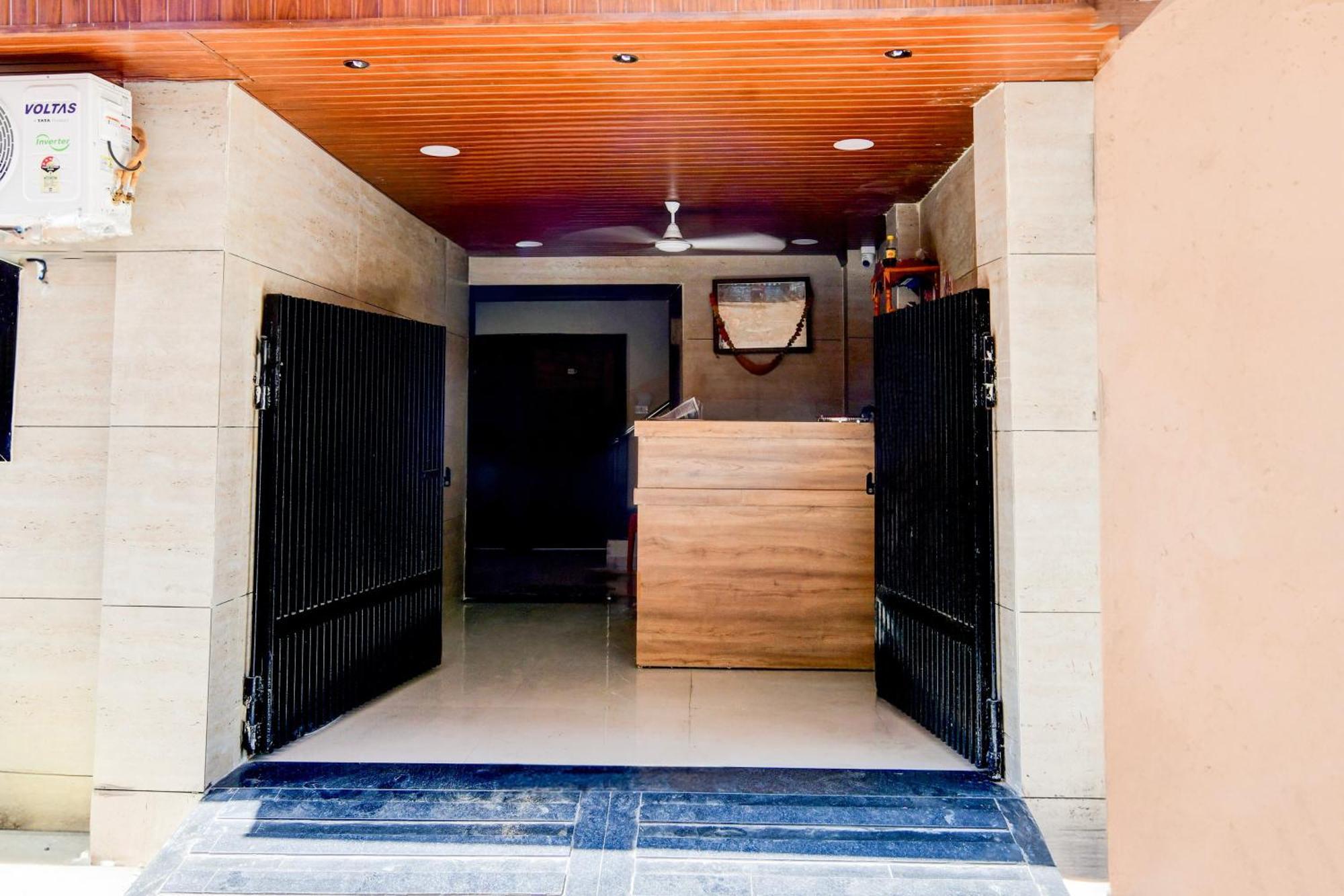 Super Hotel O D.V Near Medanta Hospital Indore Exterior photo
