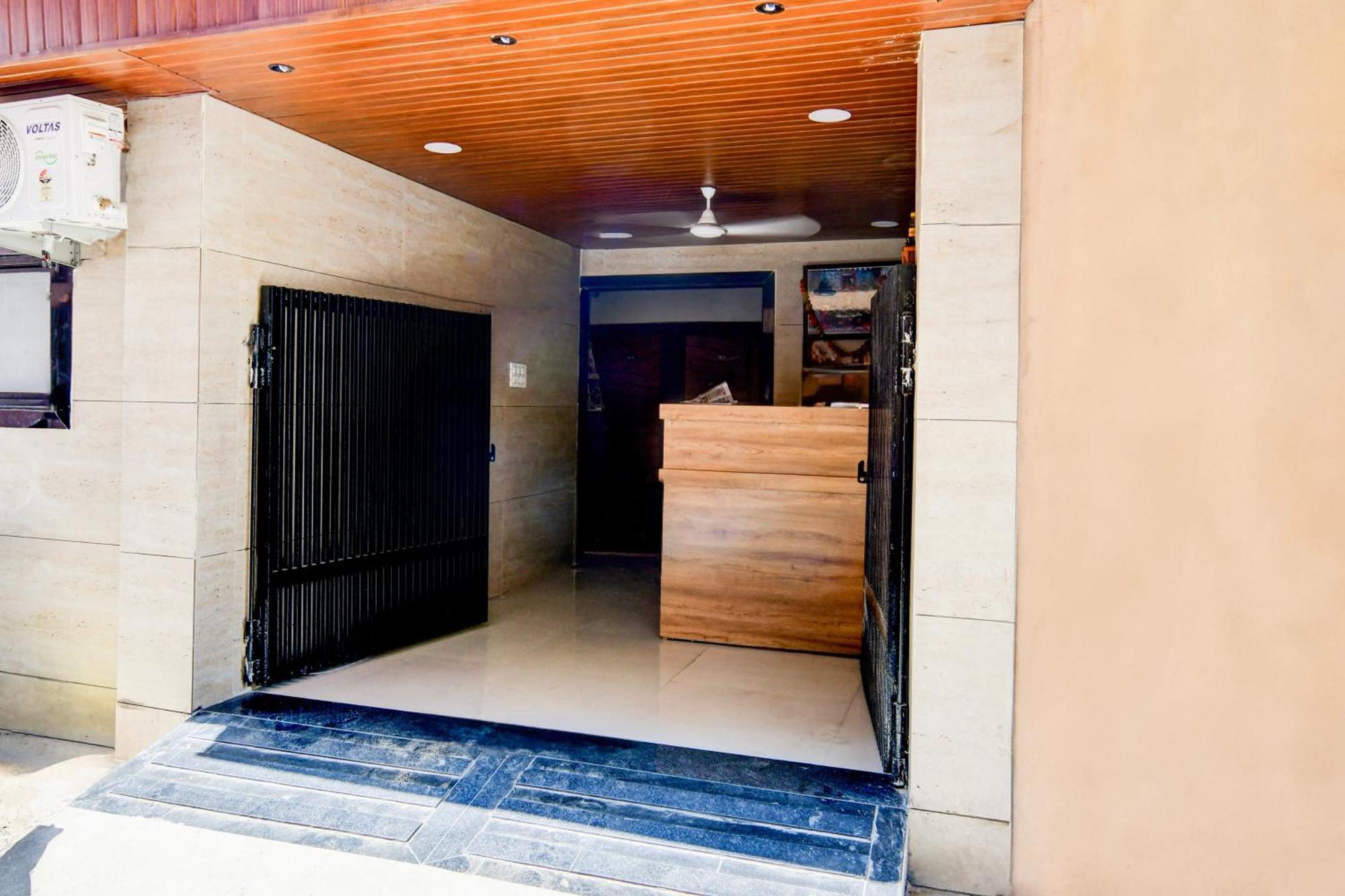 Super Hotel O D.V Near Medanta Hospital Indore Exterior photo